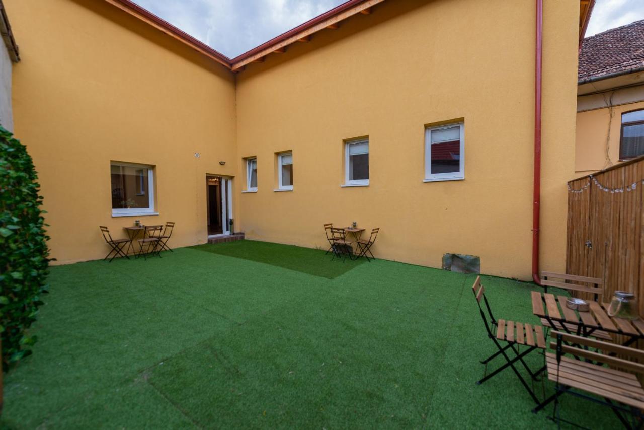 Hotel Fernweh Haus Braşov Exterior foto