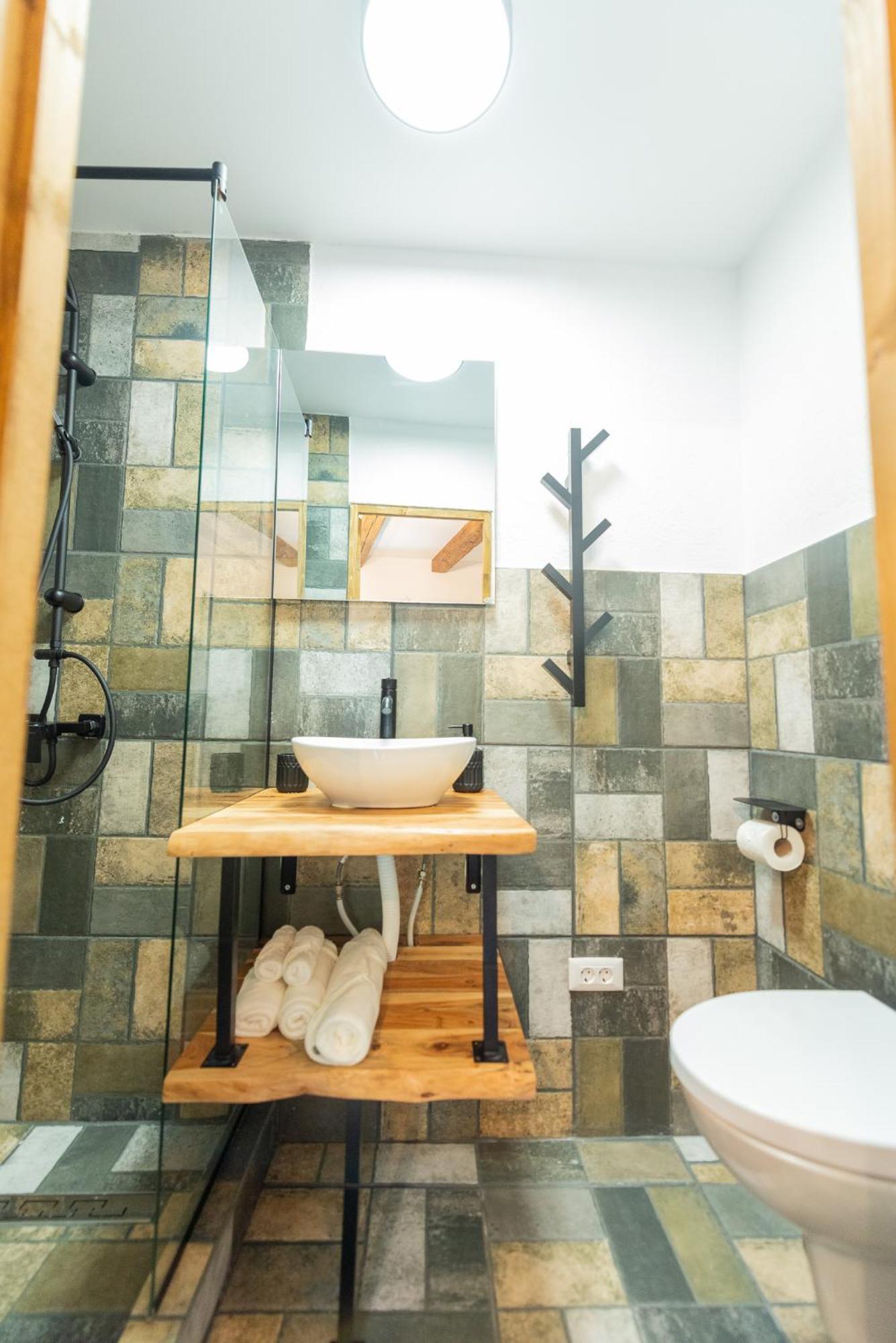 Hotel Fernweh Haus Braşov Habitación foto