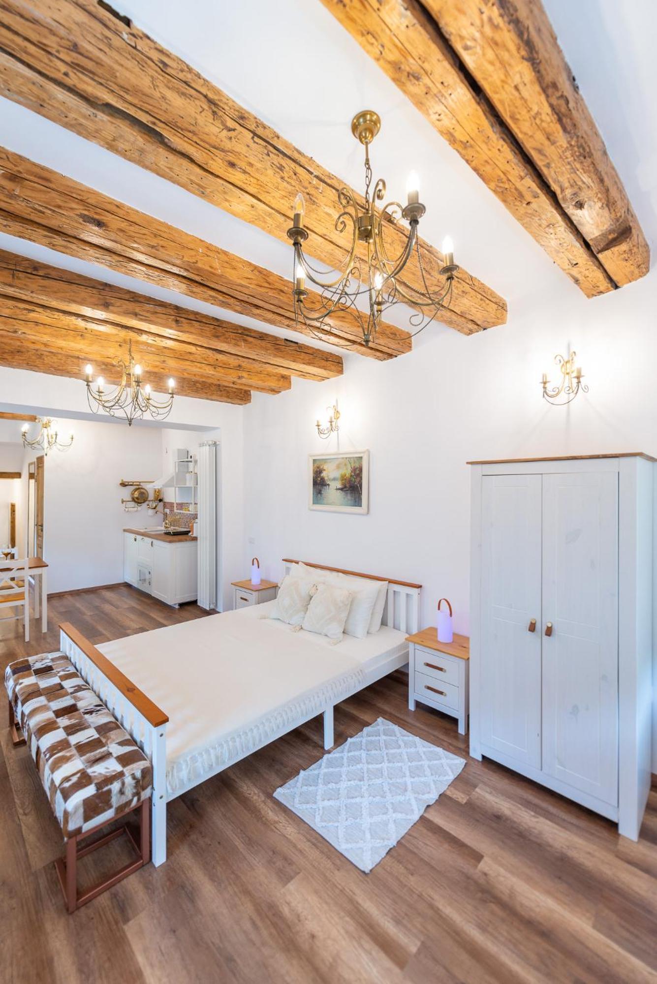 Hotel Fernweh Haus Braşov Habitación foto